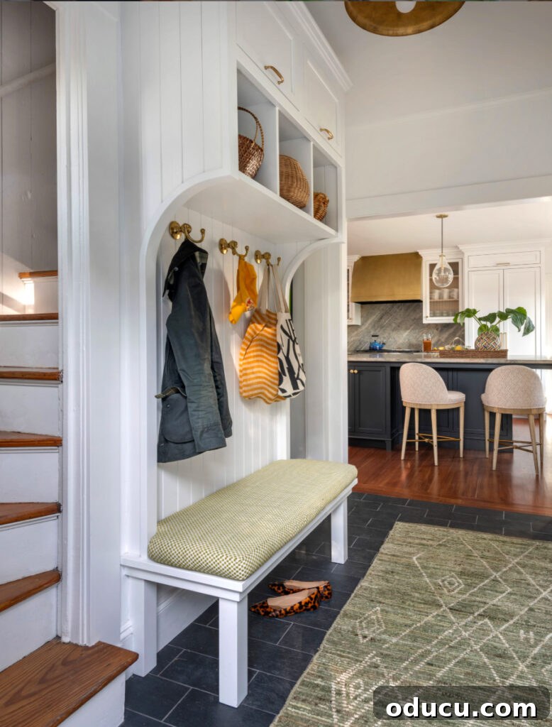 Style Scouting Volume 259 2 hallway mudroom