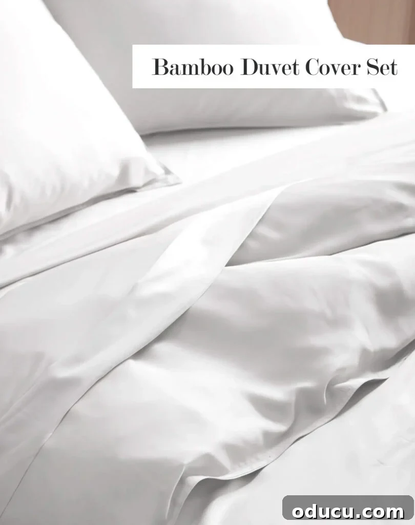 Reimagining the Blue Guest Oasis 6 Quince-Duvet-cover in white