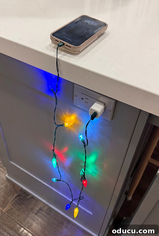 The Style Edit: Edition 267 3 iphone Christmas light charger