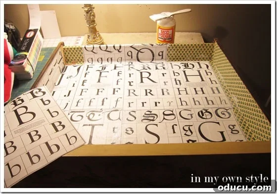 papering-the-drawer How to line a draw with decorative paper