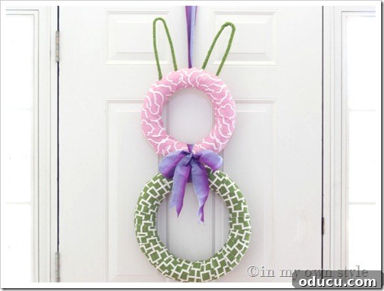 Bunny-Wreath-Close-up Pink and green fabric bunny wreath for a door.