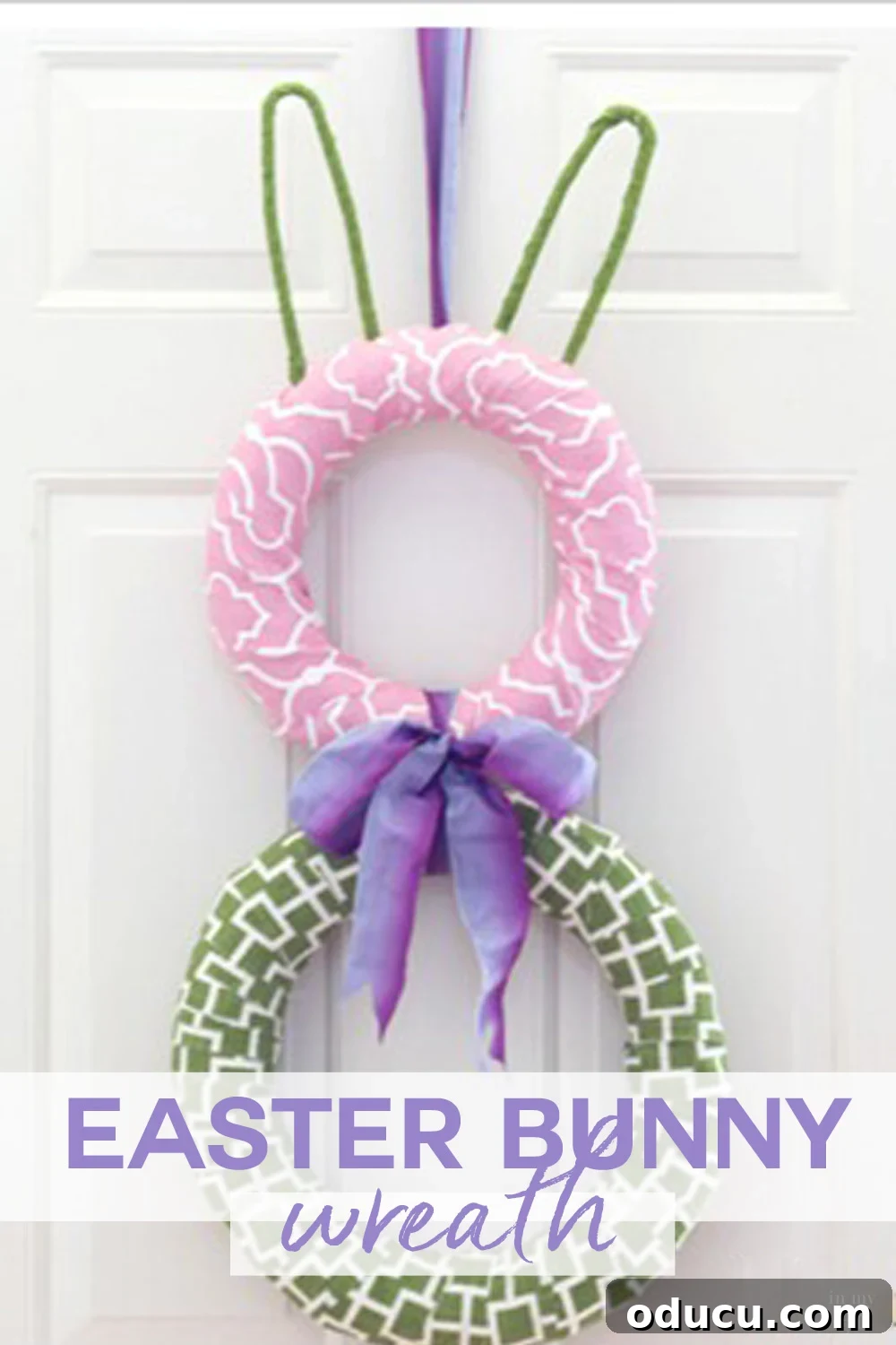 Welcome Spring to your front door with this fun and colorful Spring bunny wreath. Step by step photo tutorial | In My Own Style #springwreath #bunnywreath #Easterwreath #easterbunnywreath Easter Bunny Door Wreath in Pink and Green