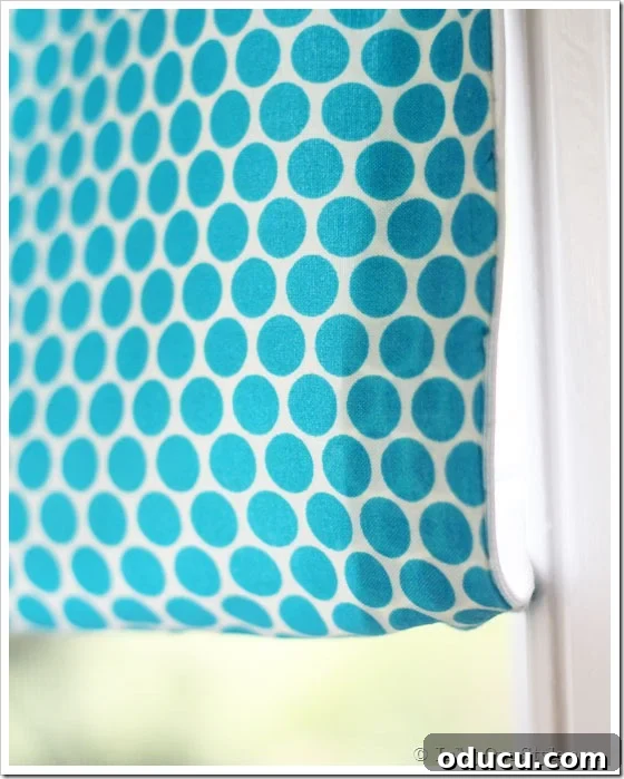 No-Sew-Lined-window-shade, showcasing the finished product in detail.
