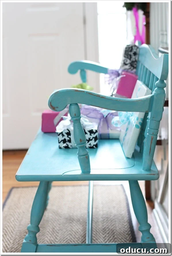 Selecting the Best Chalk Paint for Your Furniture 12 chalk painted bench sealed with Johnson Paste Wax