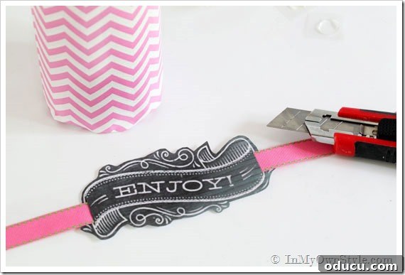 Chalkboard Gift Tag Printable for Wine Bottle Gifts Printable chalkboard gift tags, perfect for customizing hostess gifts.