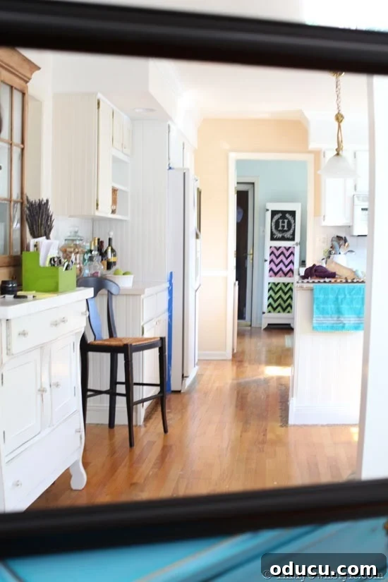 Decorating Tips & Tricks: The Mirror Effect Decorating tips and tricks using reflection