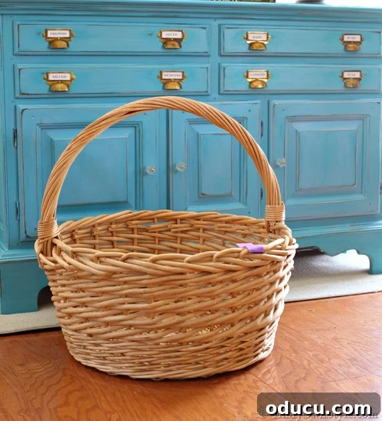 How to make a Christmas tree stand cover out of a basket How to make a Christmas tree stand cover out of a basket