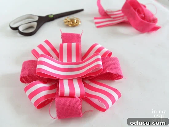 How to make a ribbon looped bow How to make a ribbon looped bow for a wreath
