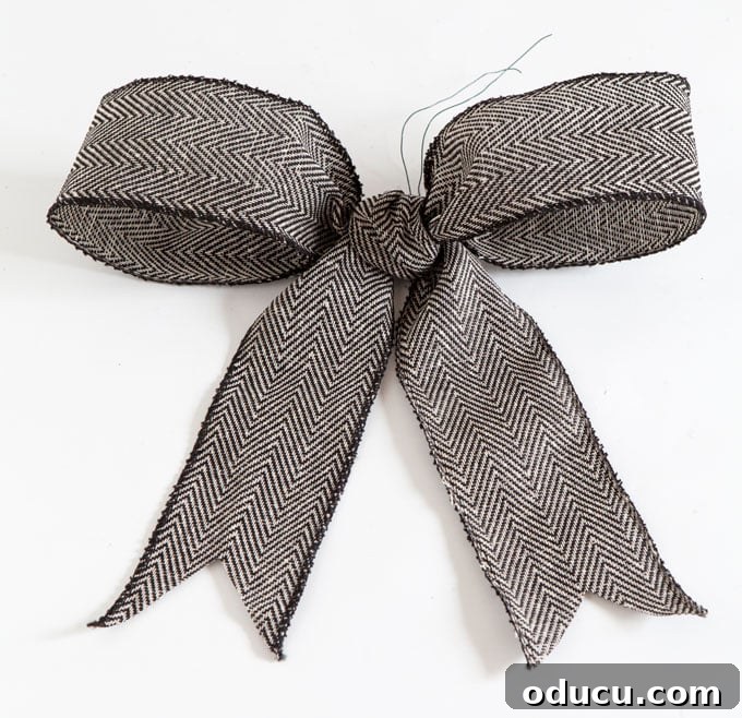 Mastering Ribbon Bows: Simple Steps for Gifts, Wreaths, and Decor 21 How-to-make-the-perfect-bow
