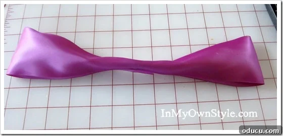 Mastering Ribbon Bows: Simple Steps for Gifts, Wreaths, and Decor 30 How to make the perfect ribbon bow