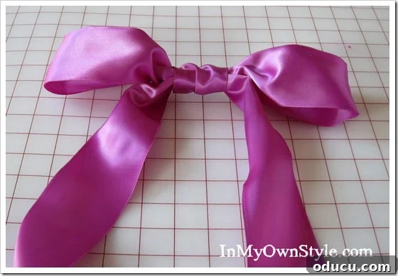 Mastering Ribbon Bows: Simple Steps for Gifts, Wreaths, and Decor 36 How to make a ribbon bow