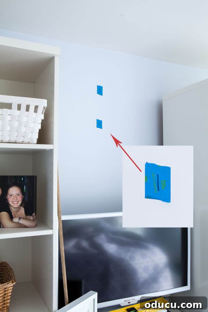 Free Art Ideas for Your Bedroom 8 Use this picture hanging centering tip the next time you are creating a gallery wall in your home