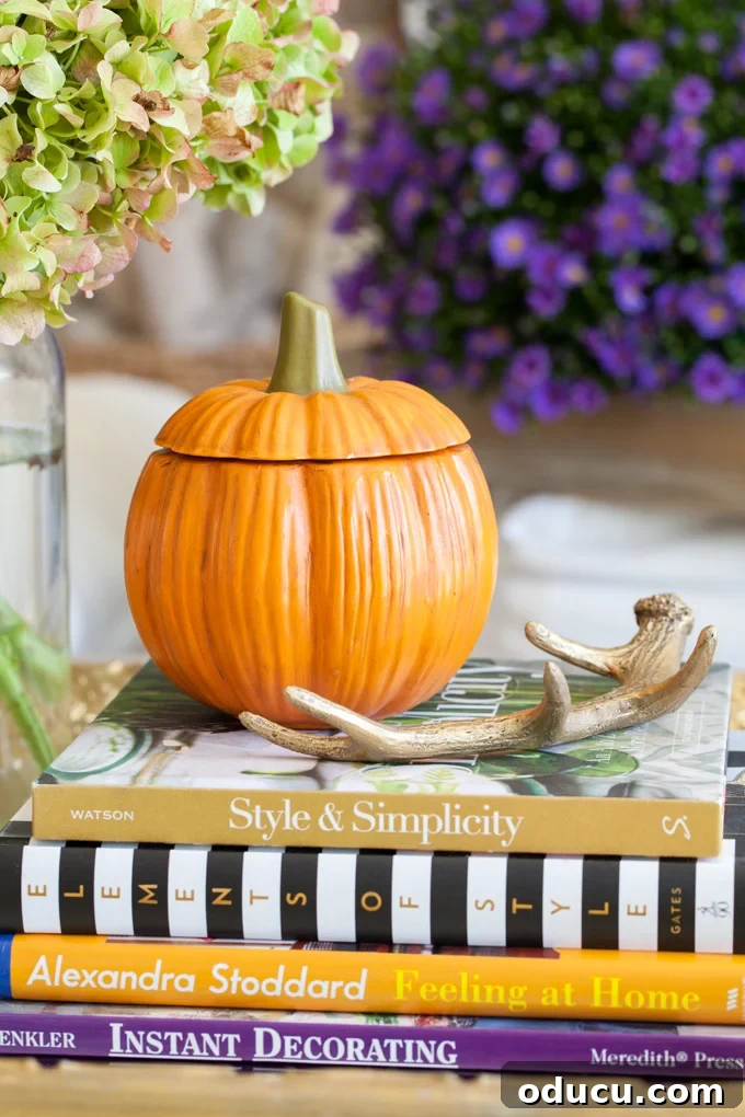 Autumn's Essence: A Home Tour 10 Fall home Decorating ideas - Beautiful fall flower arrangements