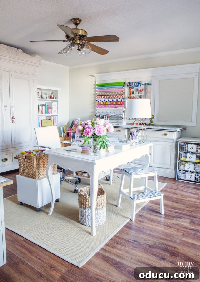 Give Your Trim a White Makeover 7 Home office decorating ideas