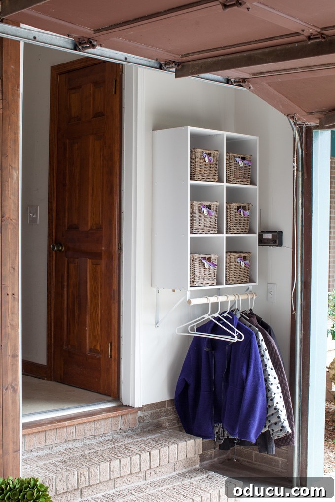 Crafting a Compact Mudroom 4 How-to-make-a-mini-mudroom-in-a-garage
