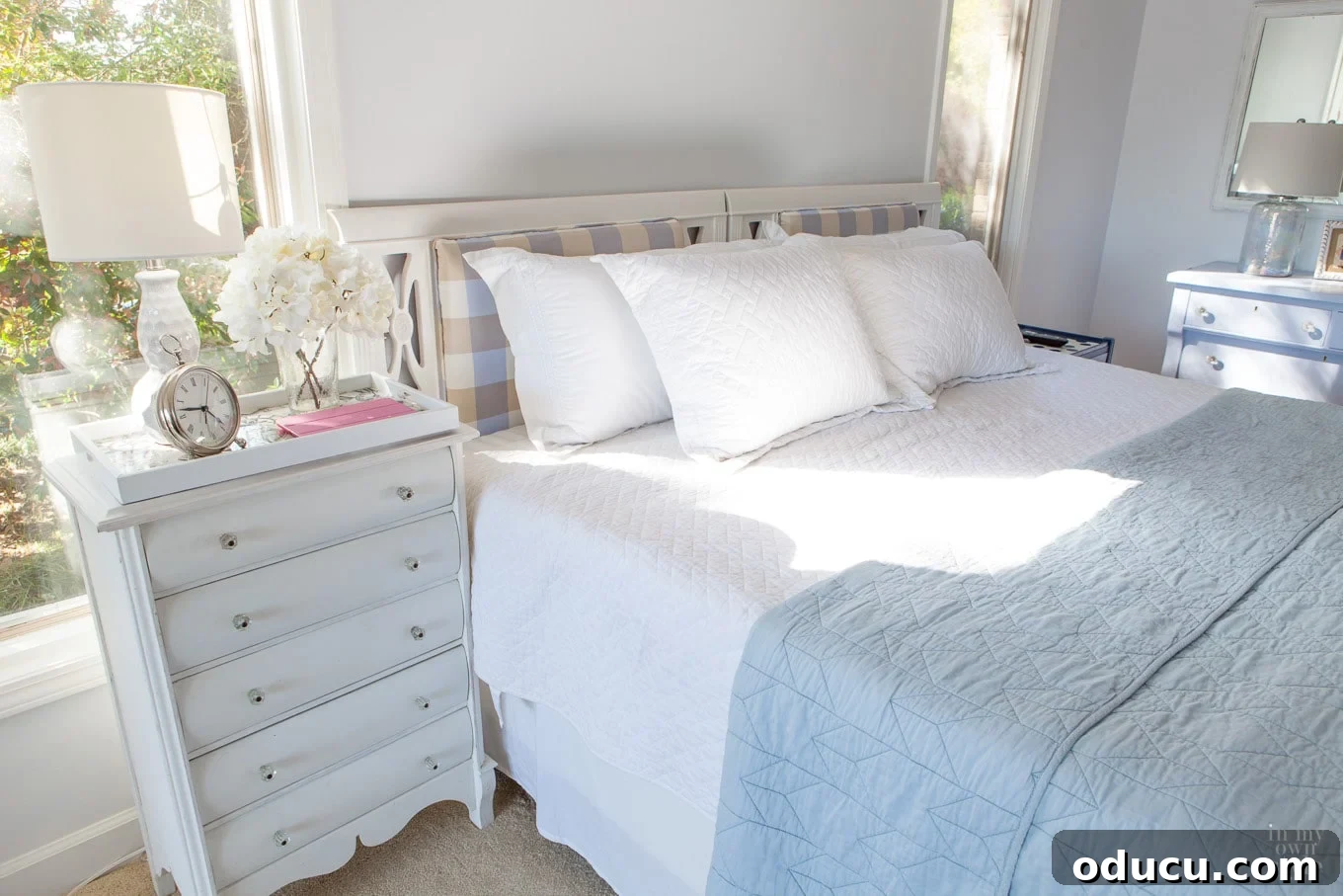 Upcycled Cushioned Headboard 6 Creating a king size cushioned headboard using two repurposed twin headboards