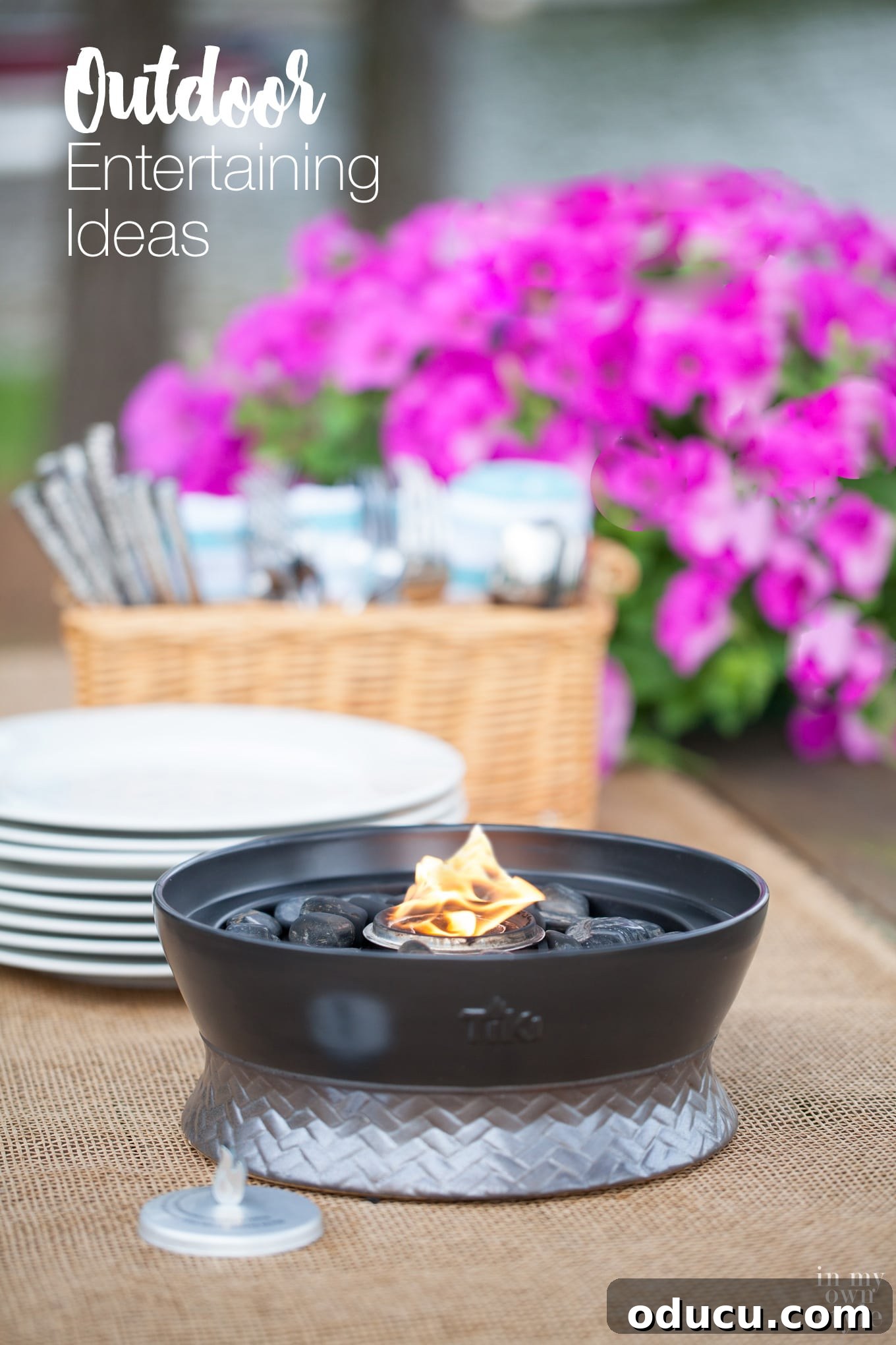 Seamless Outdoor Soirees 8 Discover effortless outdoor entertaining ideas, tips, and tricks to host amazing summer parties and enjoy the celebration as much as your guests. | In My Own Style