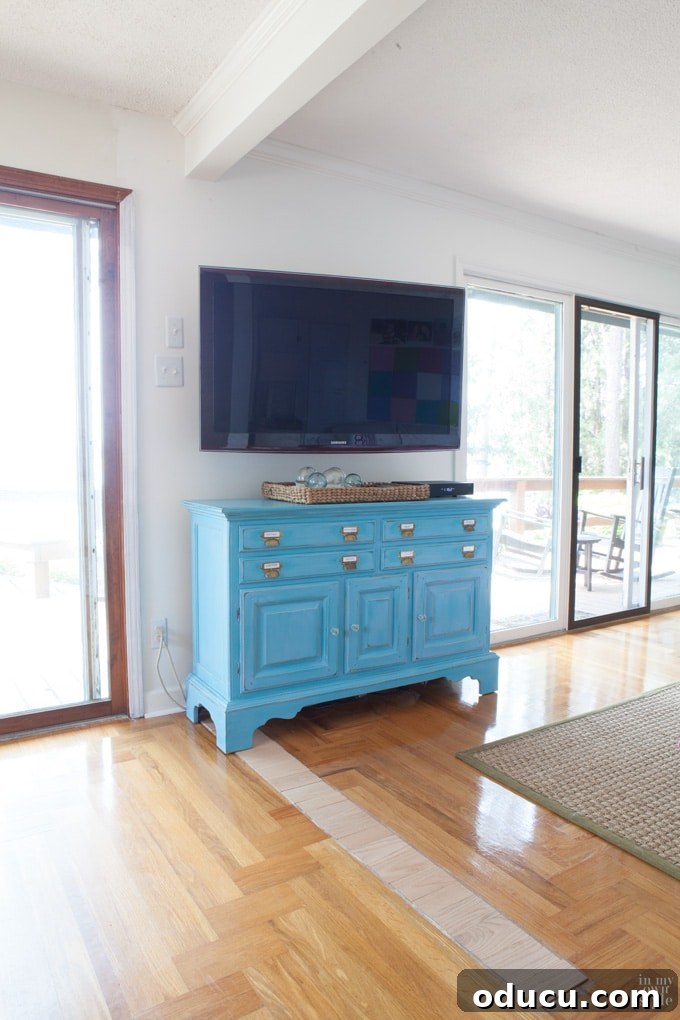Seamless Solutions for Wide Hardwood Floor Gaps 8 The delicate process of repairing and matching an existing wood floor finish