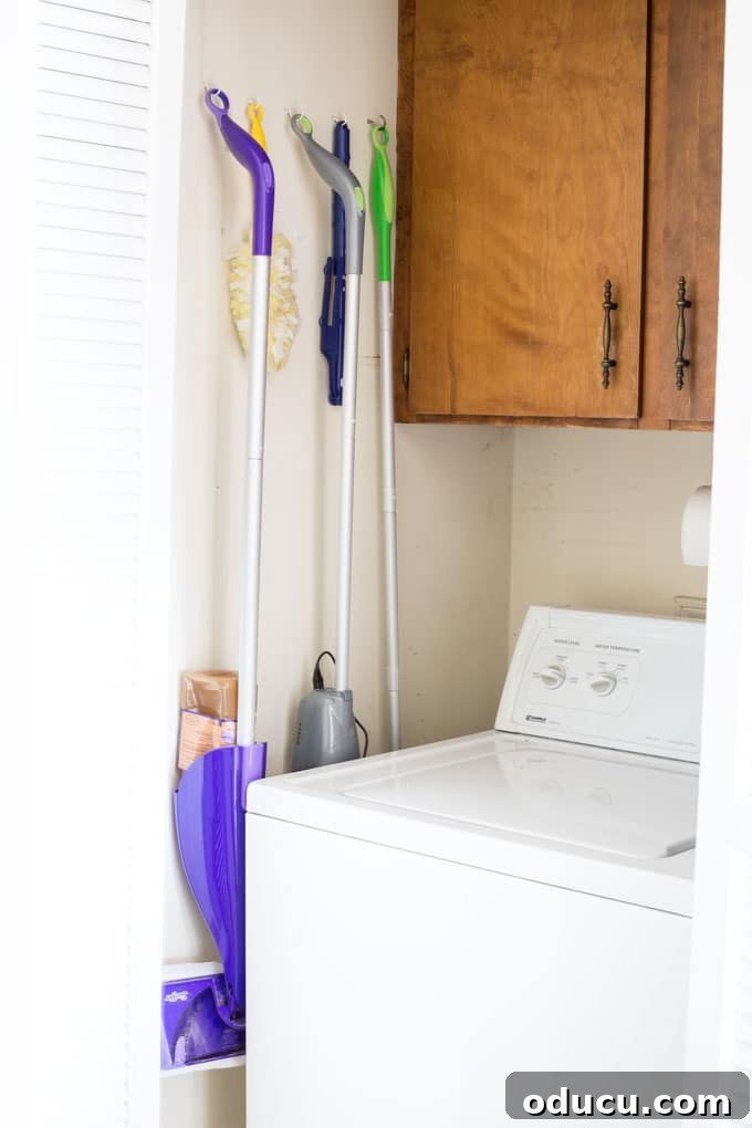 Swiffer's NYC: Sparkle, Groove, and Style 12 Cleaning closet organizing tips