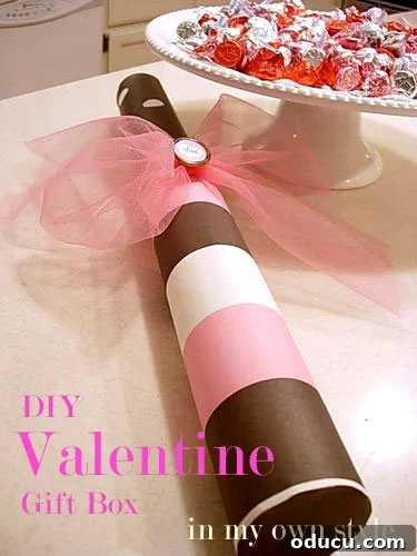 Valentine-Gift-Tube Creative Gift Tube made from recycled paper towel tubes, perfect for sending gifts by mail.