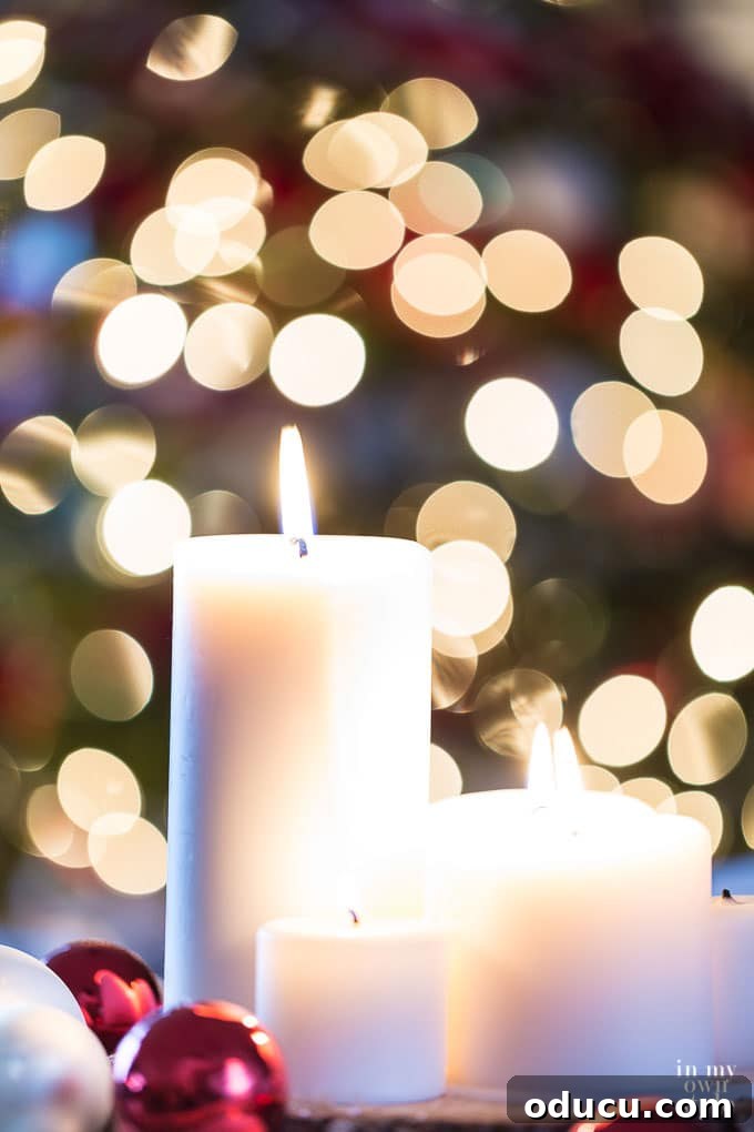 Timeless Christmas Decor with Red White and Greenery 16 Christmas decorating ideas using candles