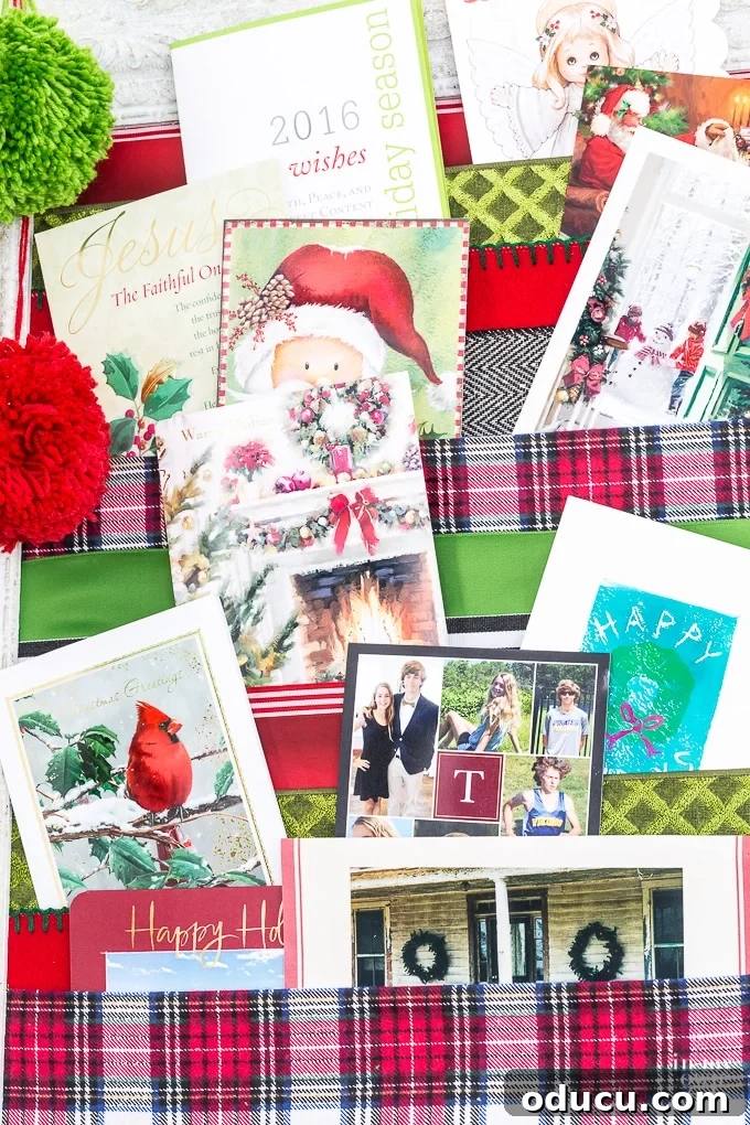Fast & Festive Christmas Card Holder: Make It Tonight! 3 Christmas card holder to make. DIY Christmas card display idea.