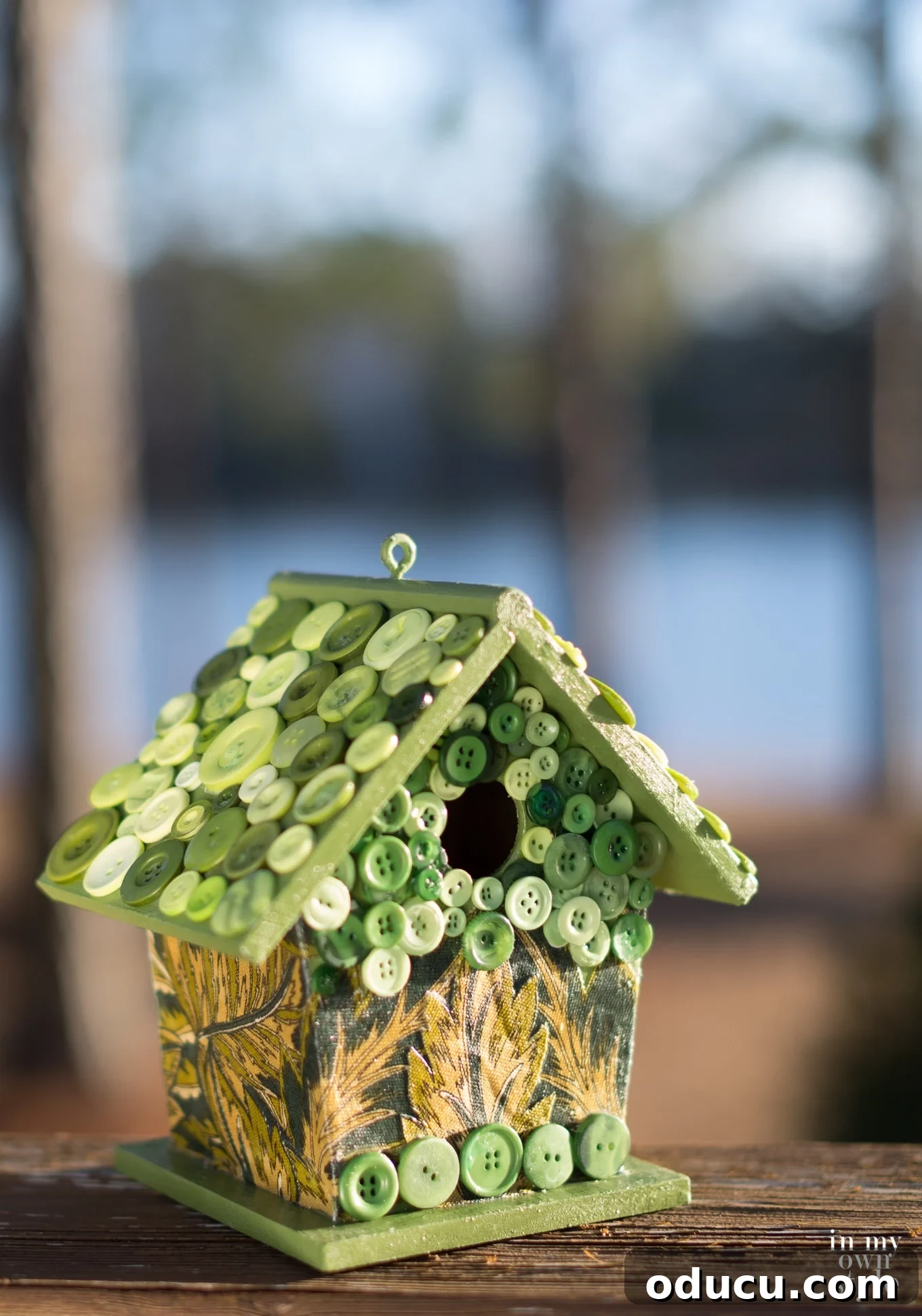 Elevate Your Birdhouse Decor 9 Crafting a Unique Birdhouse: Blending Art and Nature
