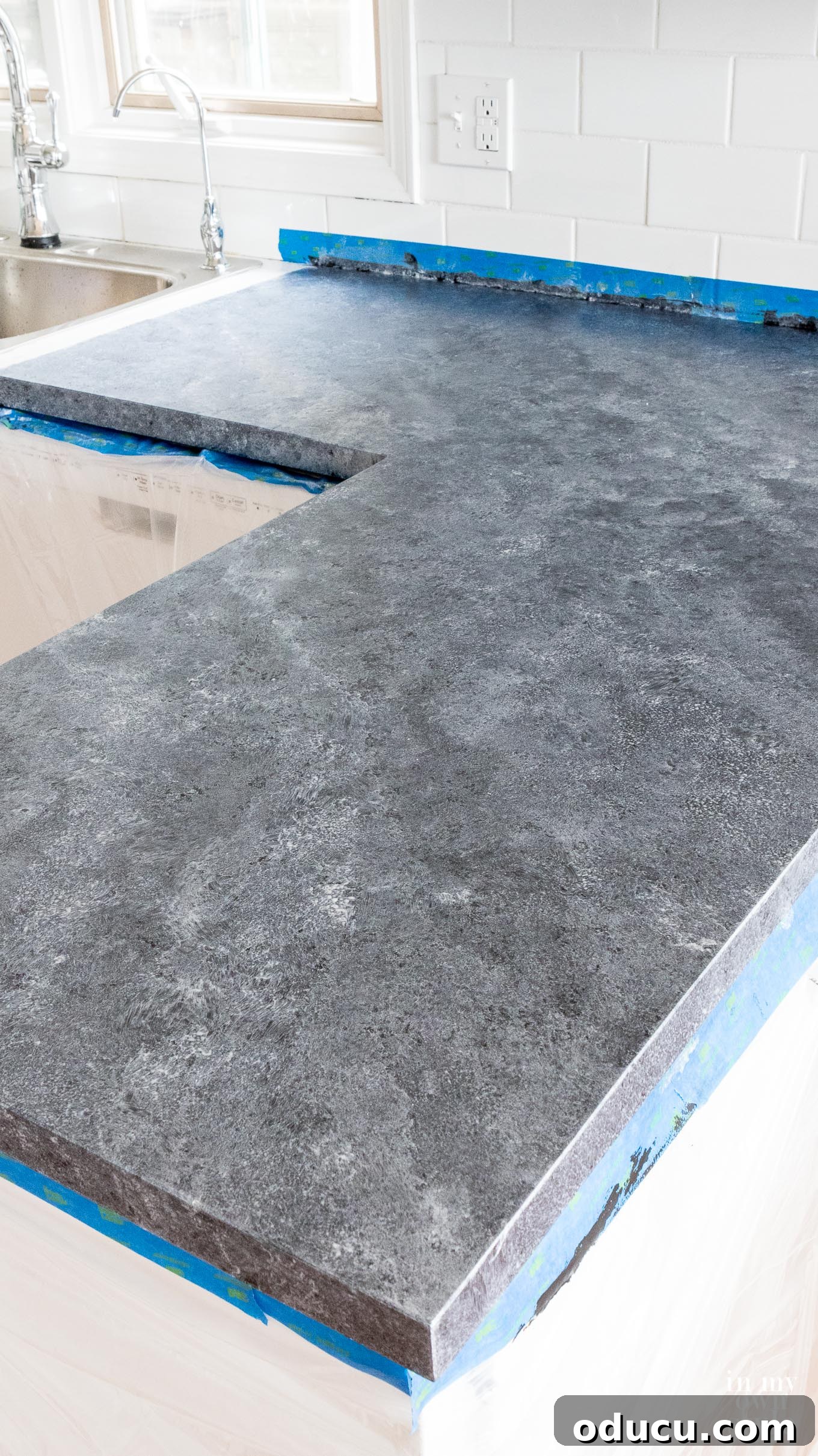 How expensive is it to paint a kitchen counter 