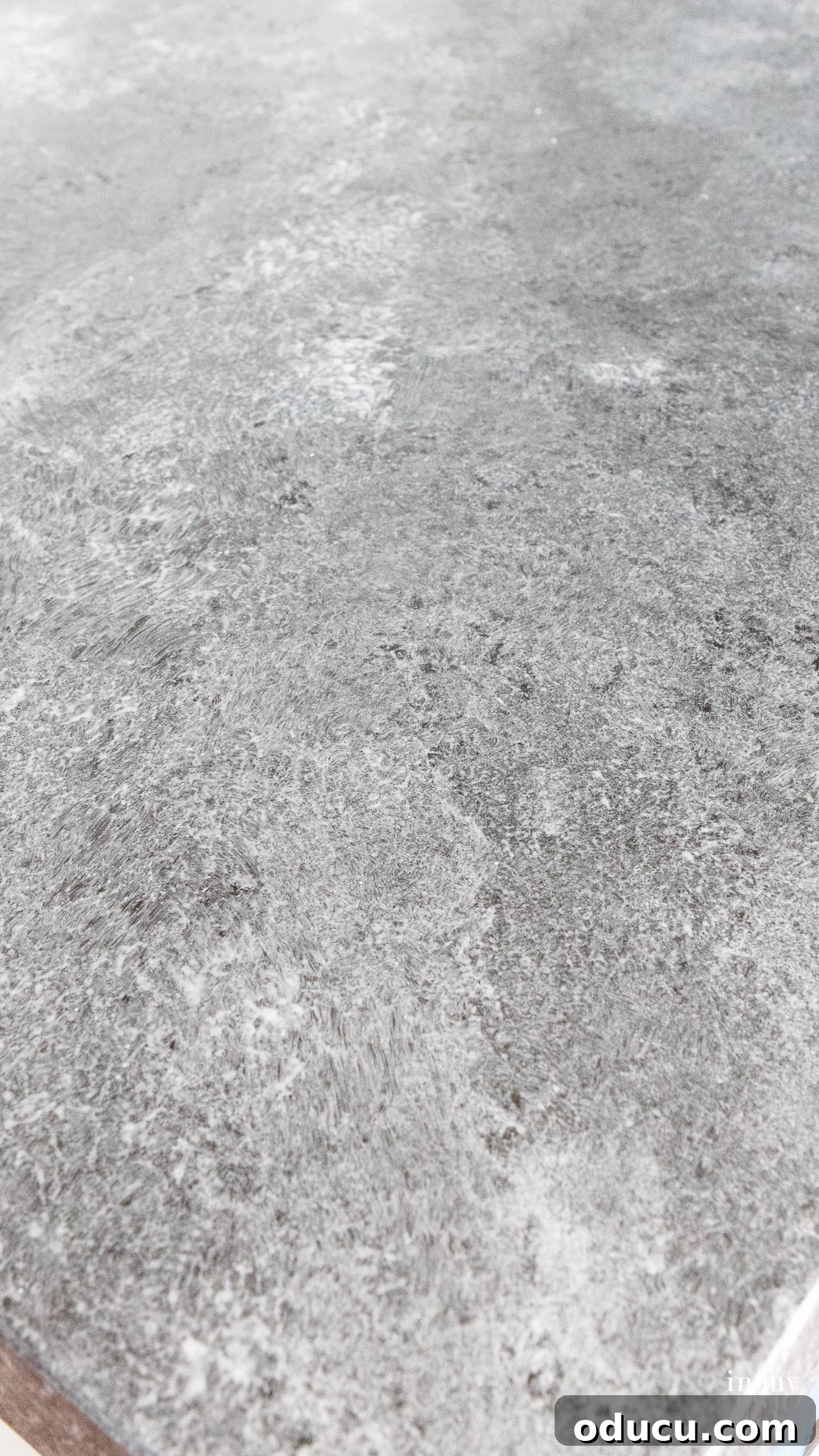 How to apply Giani Countertop paint on a laminate counter to look like marble not granite