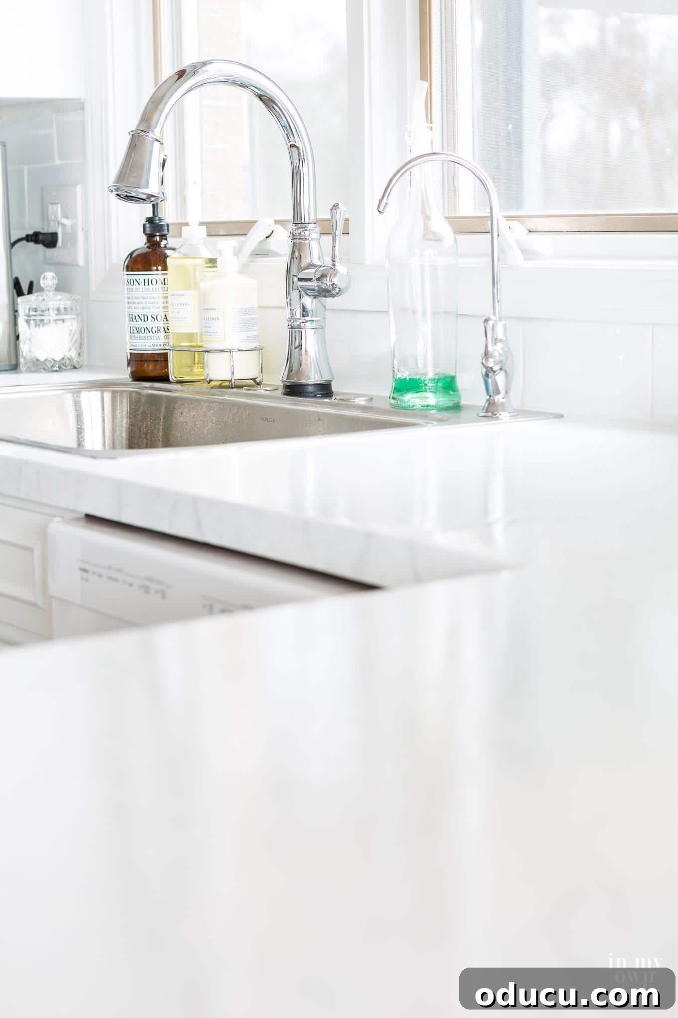 Can you paint laminate kitchen counters?