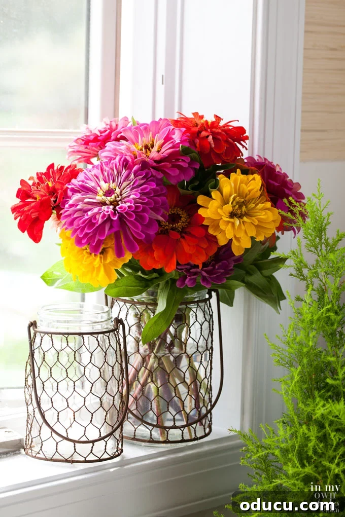 Beautiful Flower Arrangements Made Simple 6 A beautiful fall flower arrangement with multiple colors of the same type of flower.