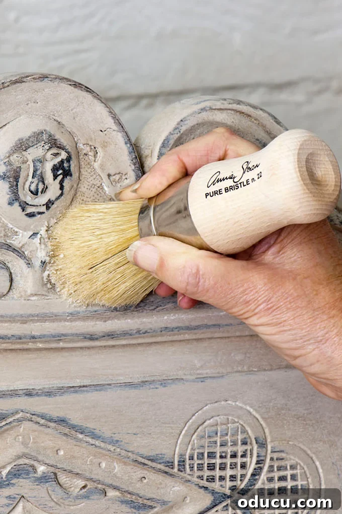 The essential Annie Sloan wax brush for flawless application and buffing.