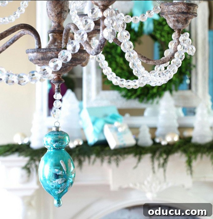 Easy-Christmas-Decorating-DIY-Ideas using vintage Christmas ornaments.