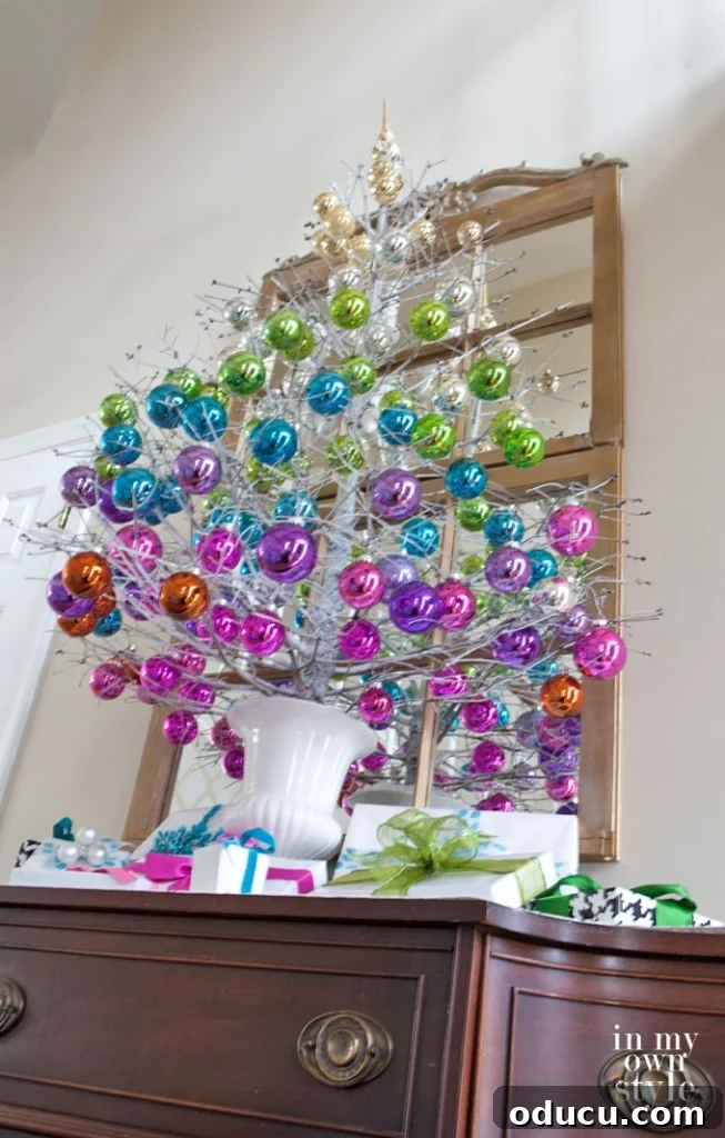 Colorful-Christmas-decorating-ideas