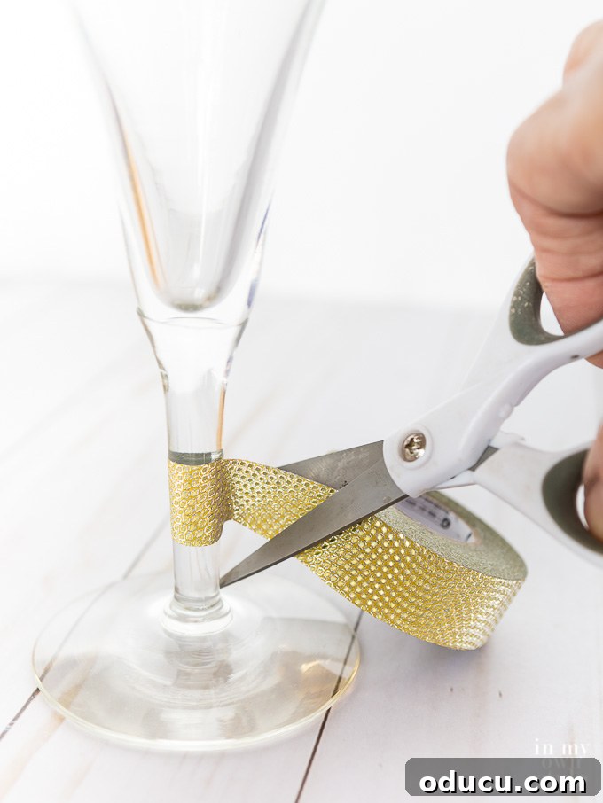 Quirky New Year Fun with Duck Mirrors and Texture Tape 11 Gold Duck Tape artfully applied to a drinking glass, showcasing its elegant shimmer