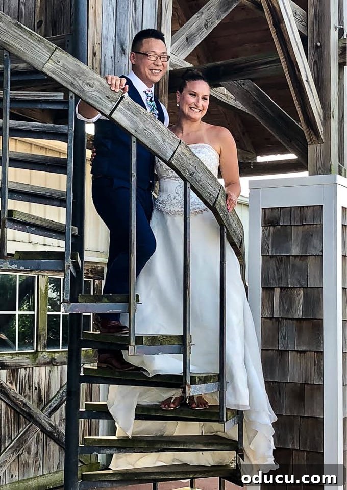 Beyond the Vows 3 Barn Wedding at Hermitage Hill Farm and Stables in Waynesboro, Va