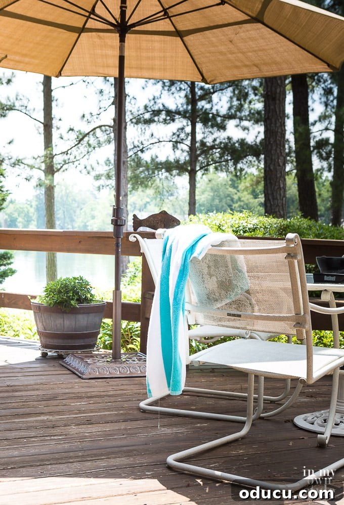 Restoring metal patio furniture with spray paint Outdoor umbrella on deck