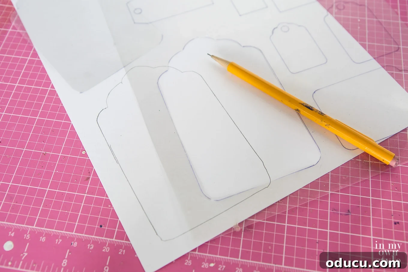 6 Brilliant Reasons to Skip Store-Bought Christmas Gift Tags 5 Free Printable Gift Tag Template Ready for Cutting