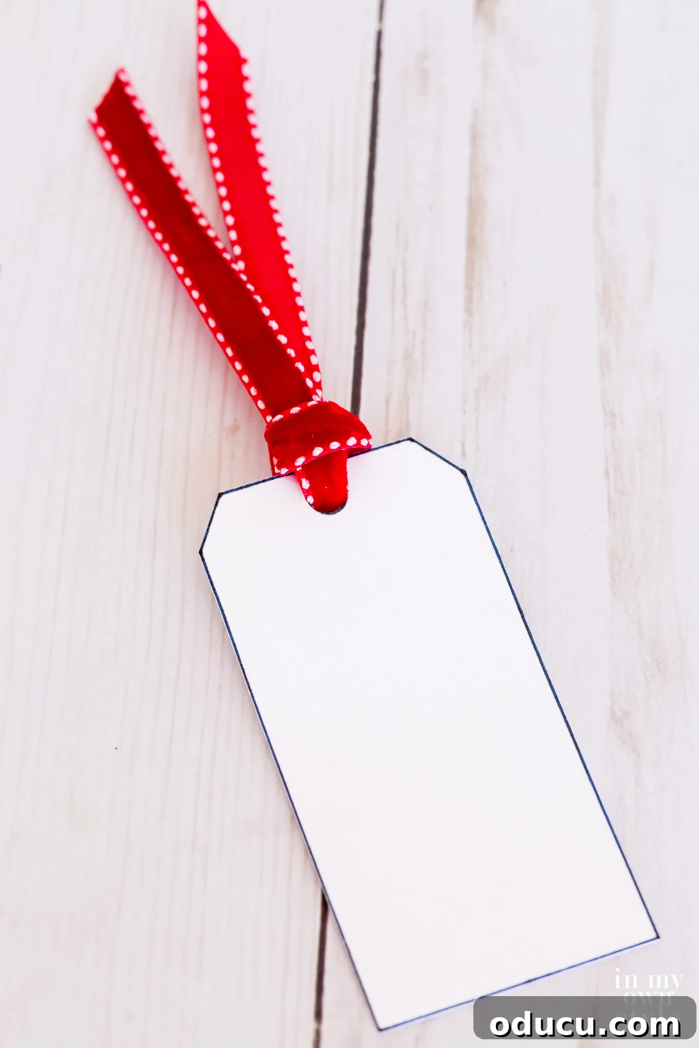 6 Brilliant Reasons to Skip Store-Bought Christmas Gift Tags 8 Free Printable Gift Tag Created on Cardstock