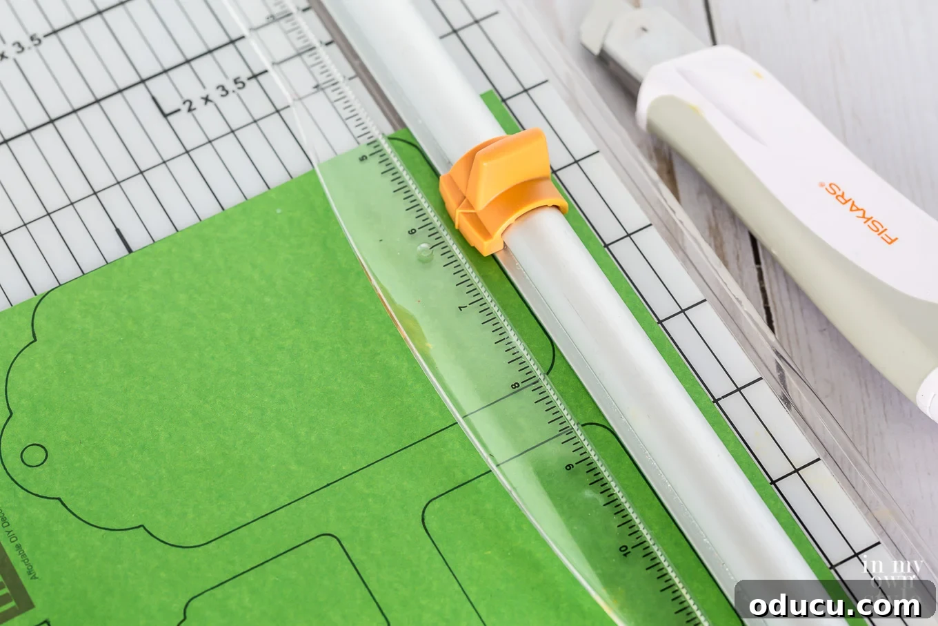 6 Brilliant Reasons to Skip Store-Bought Christmas Gift Tags 9 Cutting a Gift Tag Printed on Decorative Paper