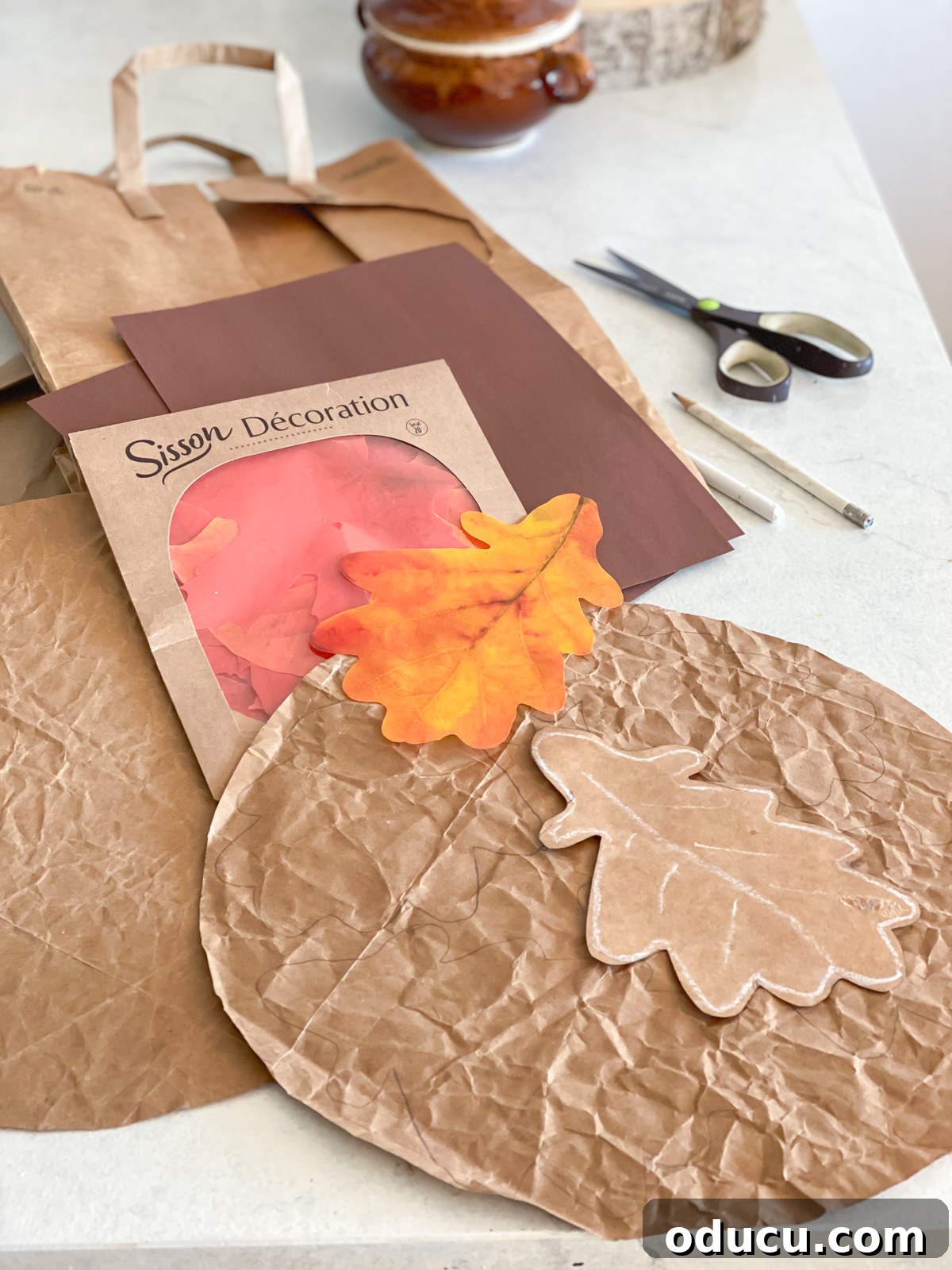 supplies needed to make paper fall oak leaves
