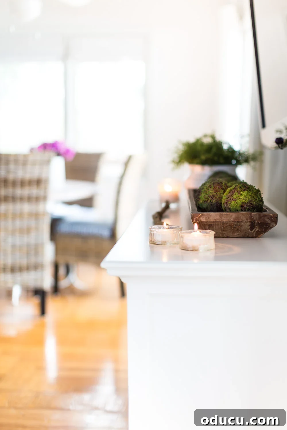 How to decorate under a wall mounted TV