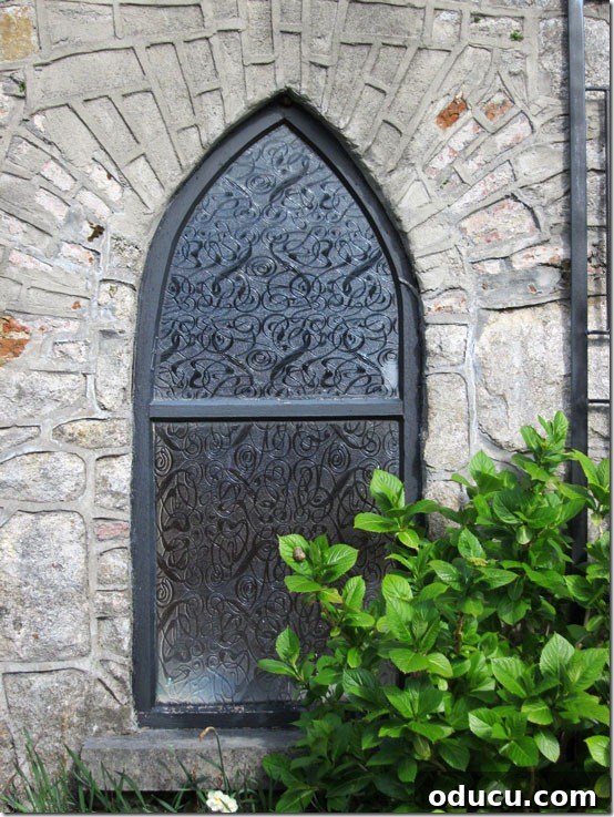 Ireland-Buildings Irish buildings featuring beautiful decorative glass windows