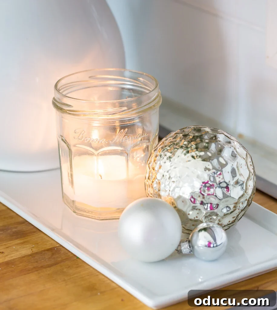 Quick Christmas Home Decor Hacks When Time is Tight 16 Easy to create Christmas decor for a table or counter.