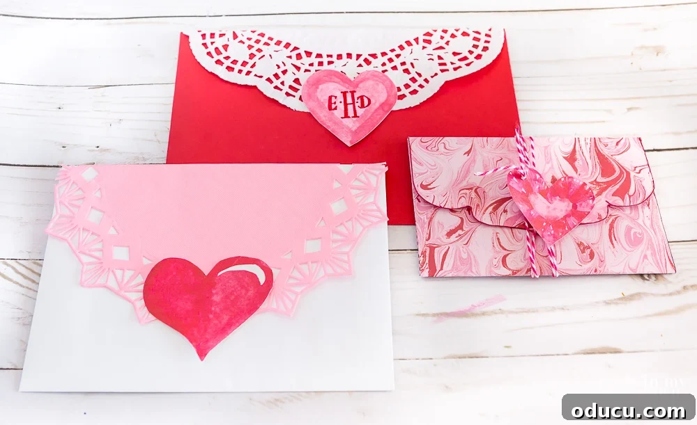 Valentine card making ideas using paper, a free printable and doilies.
