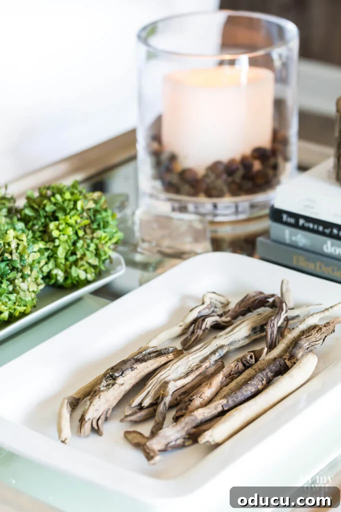 Autumn's Embrace: Natural Decor for Your Living Space 15 Coffee table decorating ideas using items found in nature.