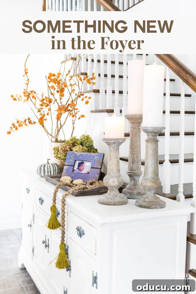 Fashion Finds Edition 18 5 Cozy autumn entryway decorated with existing furniture and seasonal accents.