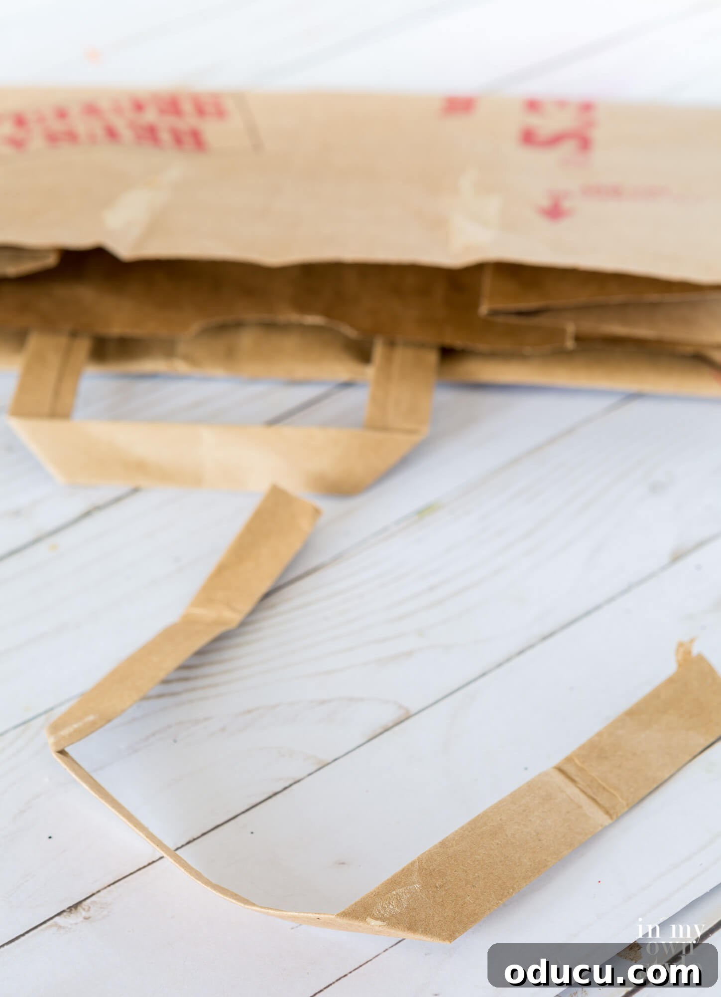 Thanksgiving Table Crafts: Free Placemats and Napkin Rings 12 Brown paper bag handle removed from bag.