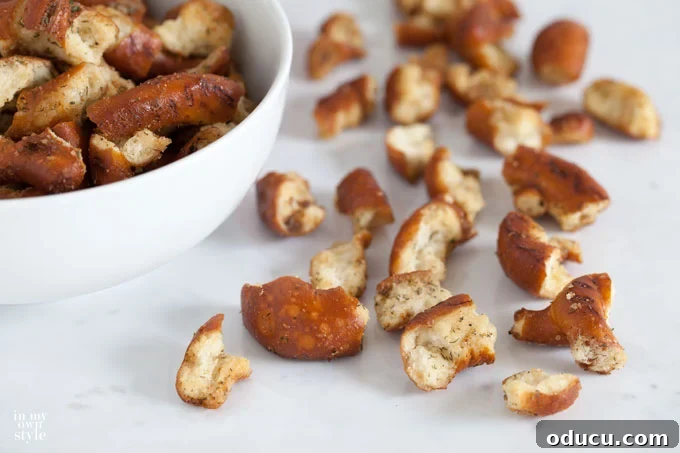 Make-these-garlic-pretzels-to-give-as-a-hostess-gift-or-just-to-munch-on