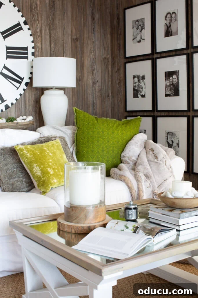 Cozy Winter Decor Beyond the Holidays 3 January decorating ideas for living rooms. Rustic and cozy corner with soft textures and natural elements.